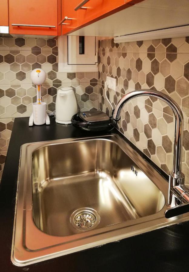 Stylish Modern Studio In The Heart Of 雅典 外观 照片